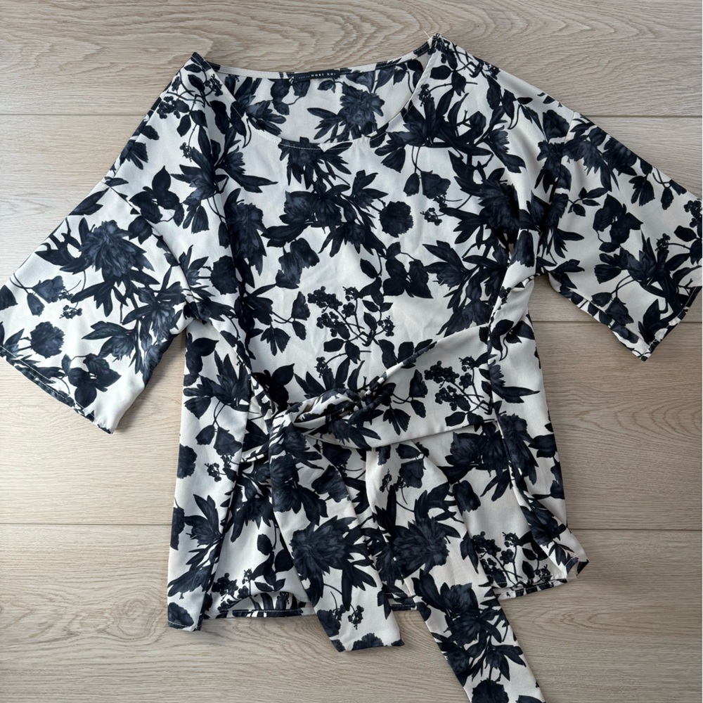 West Kei Black and White Floral top